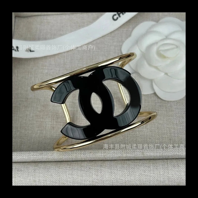 Fashion Classic Acrylic Black Bracelet Versatile Explosive Black Acrylic Bracelet